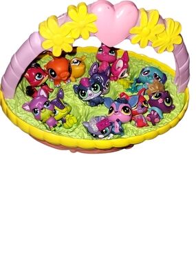Littlest Pet Shop And Hatchimal Pink & Yellow Flower Basket with Colorful Pets